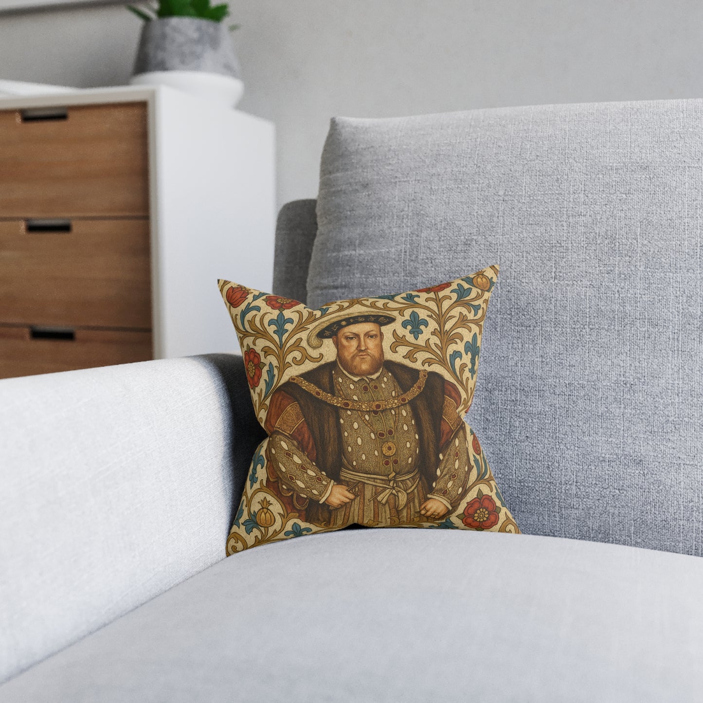 Henry VIII Tudor Rose Cushion — Regal History Gift Throw Pillow